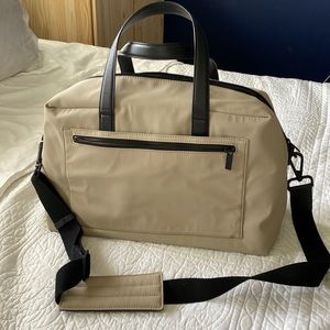 AWAY “The Everywhere Bag”
